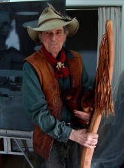 Don de Vivieros with hand made bow case